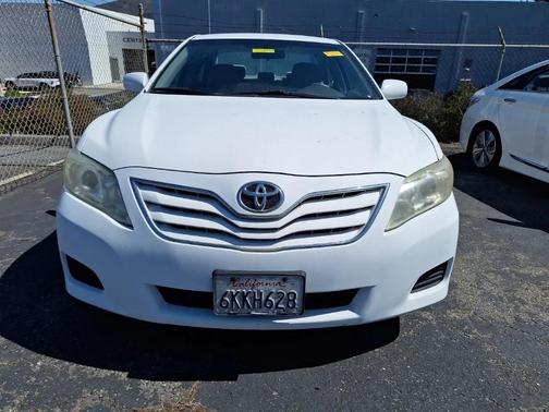2010 Toyota Camry LE