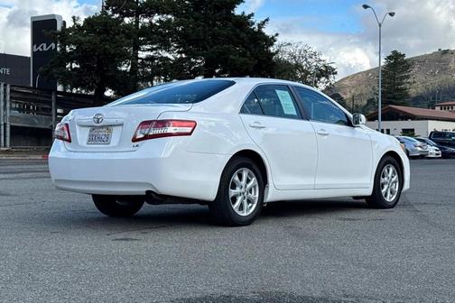 2010 Toyota Camry LE