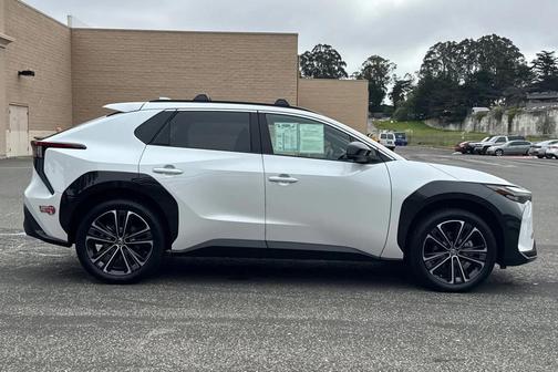2023 Toyota bZ4X Limited