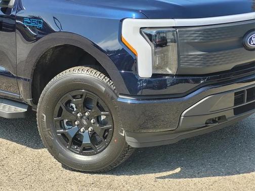 2025 Ford F-150 Lightning XLT
