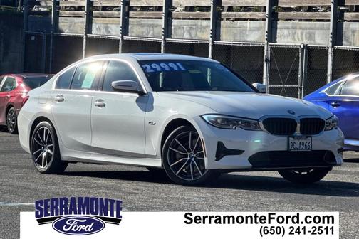 2022 BMW 330e Base