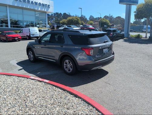 Carbonized Gray Metallic 2023 Ford Explorer XLT