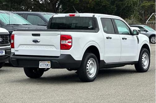 2022 Ford Maverick XL