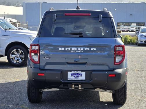 Azure Gray Metallic Tri-Coat 2026 Ford Bronco Sport Badlands