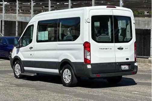 2017 Ford Transit-150 XLT