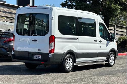 2017 Ford Transit-150 XLT