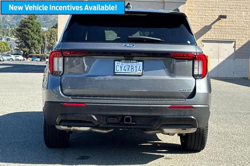 2025 Ford Explorer ST-Line