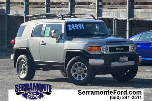 2011 Toyota FJ Cruiser Base