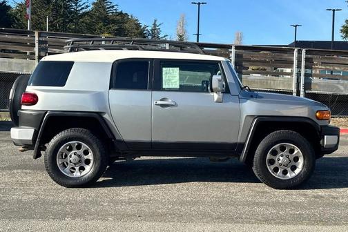 2011 Toyota FJ Cruiser Base