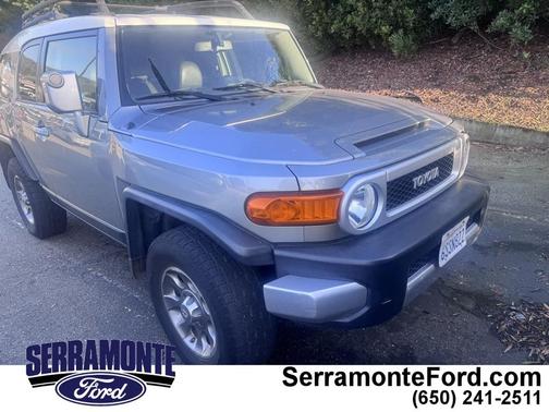 2011 Toyota FJ Cruiser Base