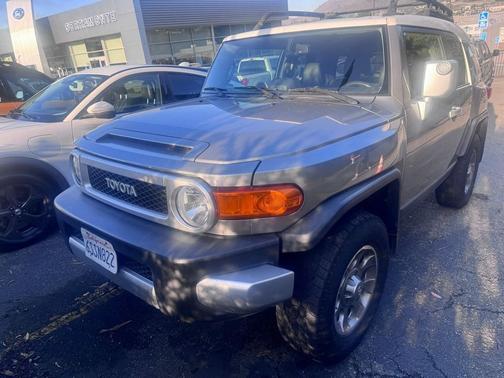 2011 Toyota FJ Cruiser Base