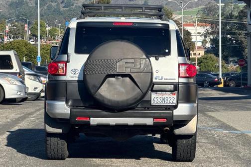 2011 Toyota FJ Cruiser Base