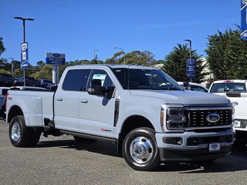 2026 Ford F-350 Platinum