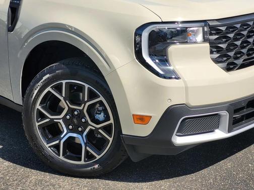 2025 Ford Maverick Lariat