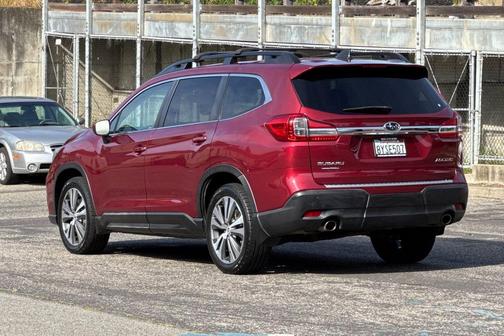 Crimson Red Pearl 2019 Subaru Ascent Premium 7-Passenger