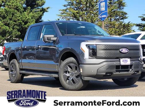 2025 Ford F-150 Lightning Flash