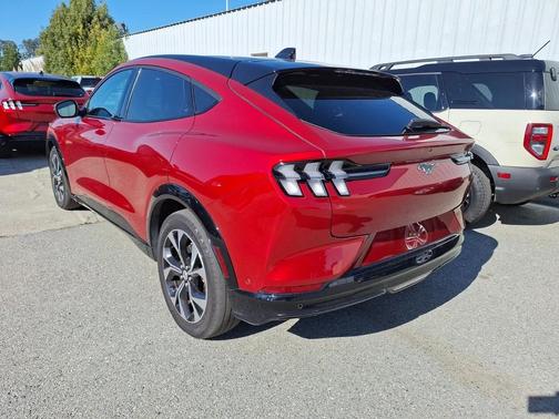 2022 Ford Mustang Mach-E Premium
