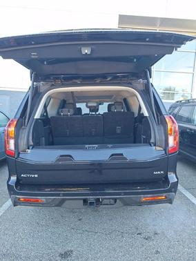 2025 Ford Expedition Max Active 4x4