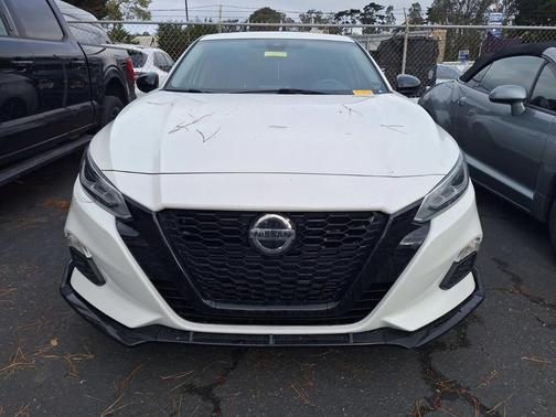 2021 Nissan Altima SR VC-Turbo FWD