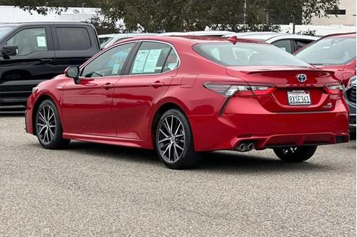 2021 Toyota Camry SE