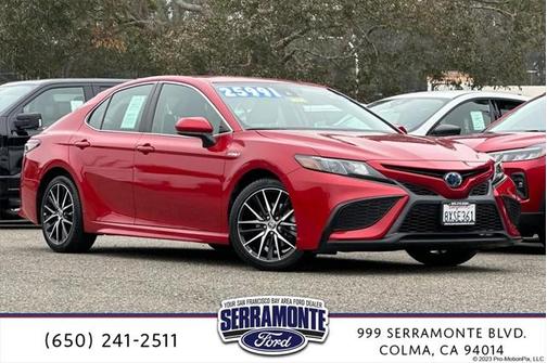 2021 Toyota Camry SE