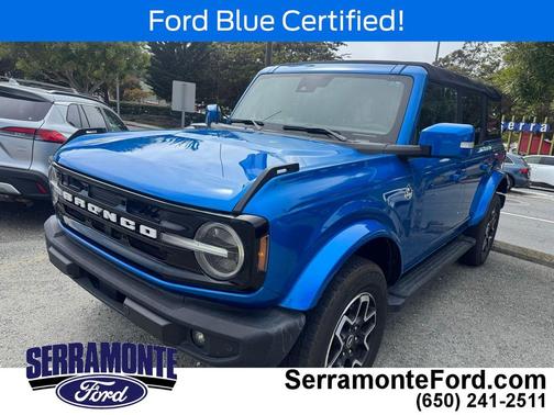 Velocity Blue Metallic 2021 Ford Bronco Outer Banks