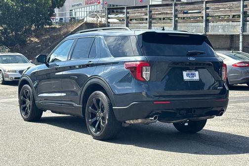 2022 Ford Explorer ST-Line