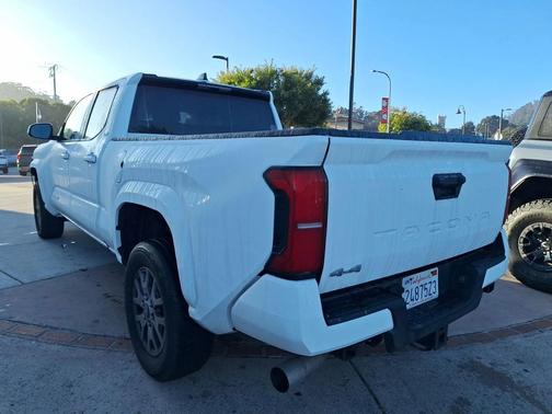 2024 Toyota Tacoma SR5