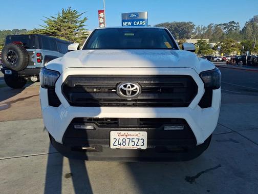 2024 Toyota Tacoma SR5