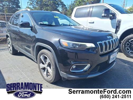 Diamond Black Crystal Pearlcoat 2019 Jeep Cherokee Limited