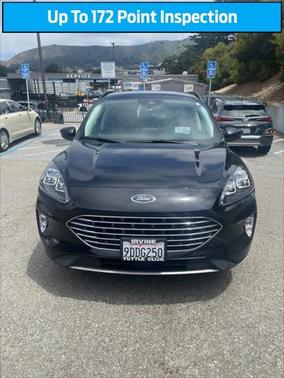 2022 Ford Escape Titanium