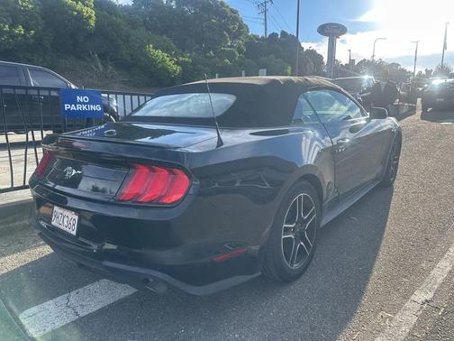 2021 Ford Mustang EcoBoost Premium