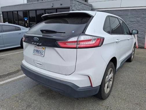 2021 Ford Edge SE