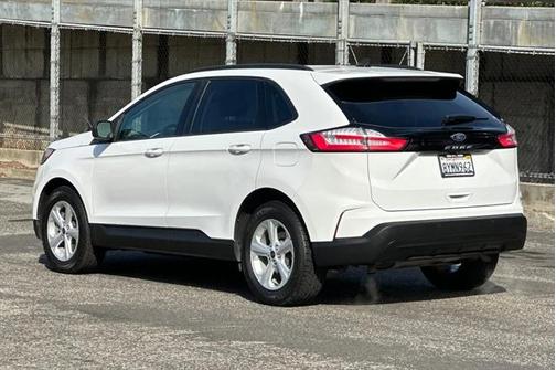 2021 Ford Edge SE