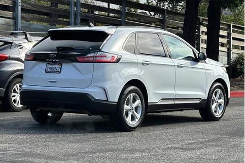 2021 Ford Edge SE