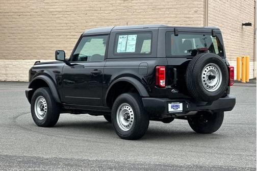2022 Ford Bronco Base