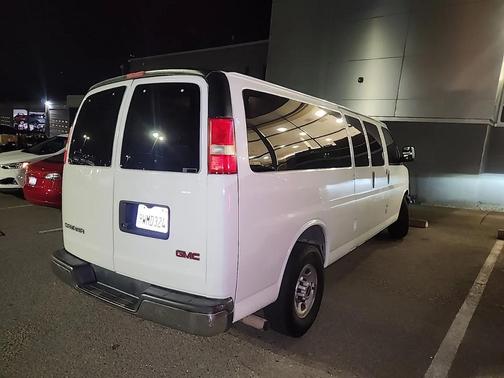 2018 GMC Savana 3500 LT