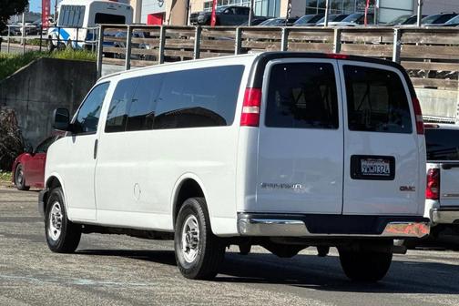 2018 GMC Savana 3500 LT