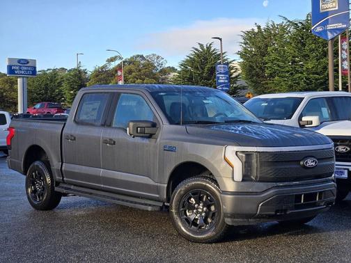 2025 Ford F-150 Lightning XLT