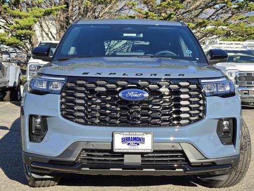 Vapor Blue Metallic 2026 Ford Explorer ST-Line