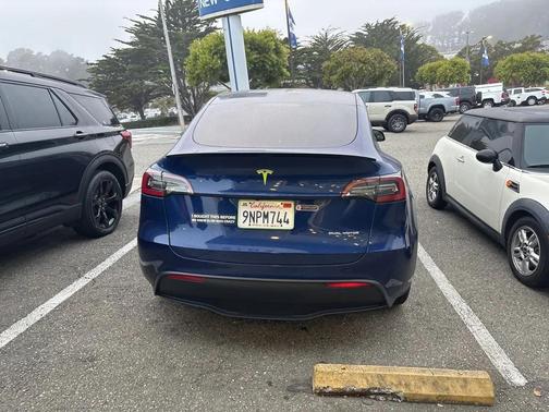 2021 Tesla Model Y Long Range Dual Motor All-Wheel Drive