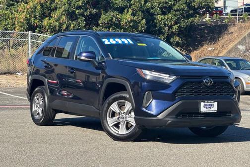2023 Toyota RAV4 XLE