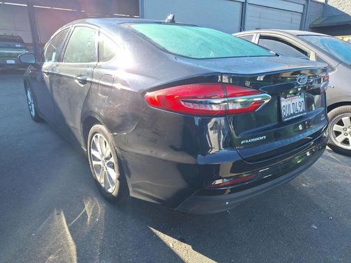 2020 Ford Fusion Hybrid SE
