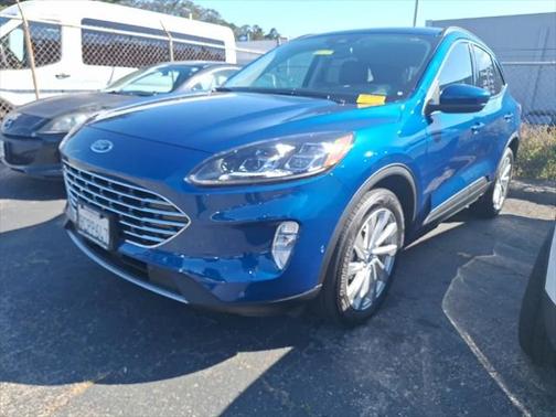 2022 Ford Escape Titanium