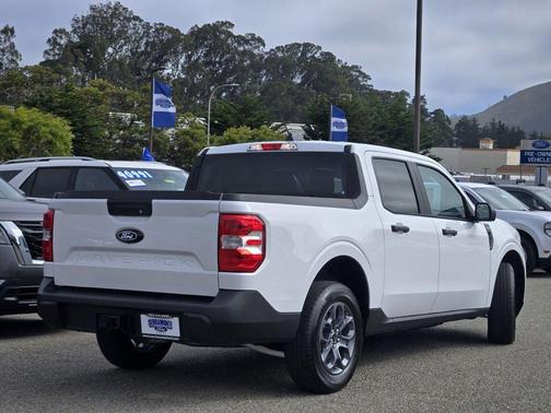Oxford White 2026 Ford Maverick XLT