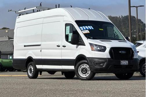2022 Ford Transit-250 Base