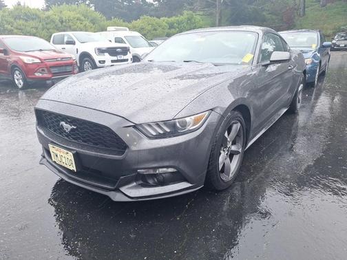 2015 Ford Mustang V6