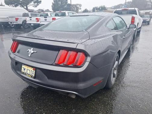 2015 Ford Mustang V6
