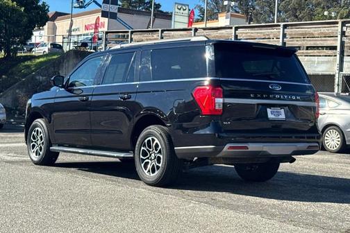 2022 Ford Expedition Max XLT