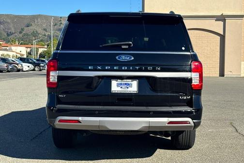 2022 Ford Expedition Max XLT